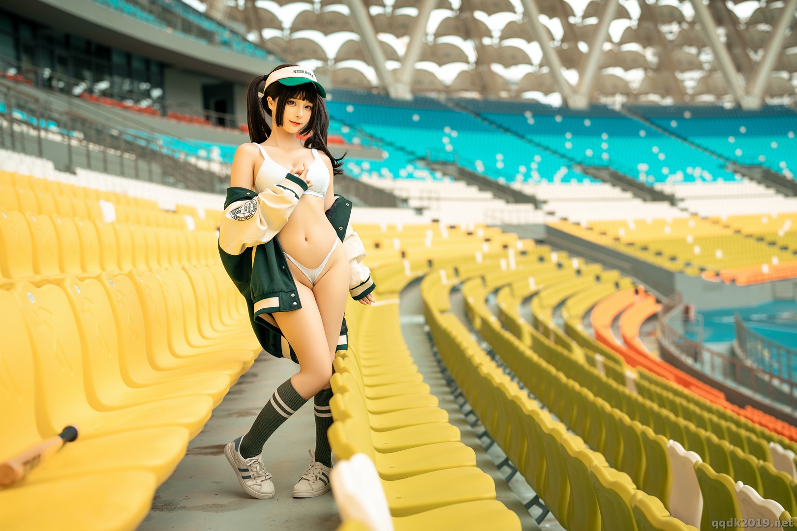 Coser-chunmomo-Baseball-Girl-030.jpg