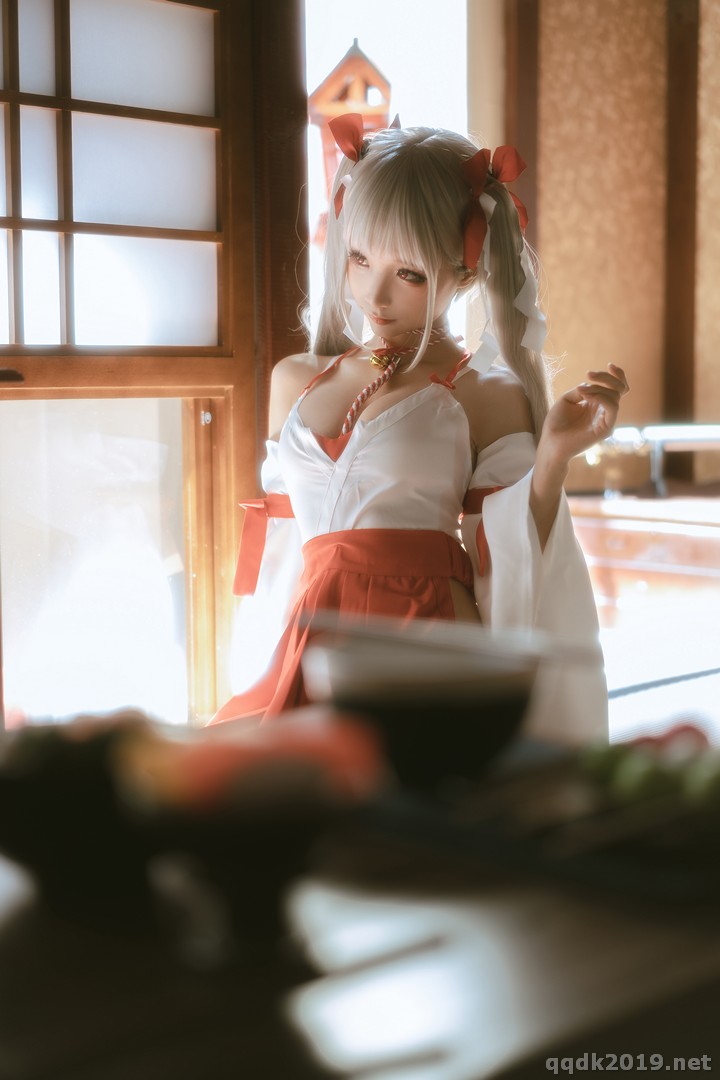 Coser-chunmomo-chunmomo-001.jpg