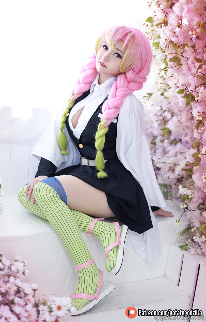 Coser-Potato-Godzilla-Mitsuri-Kanroji-001.jpg