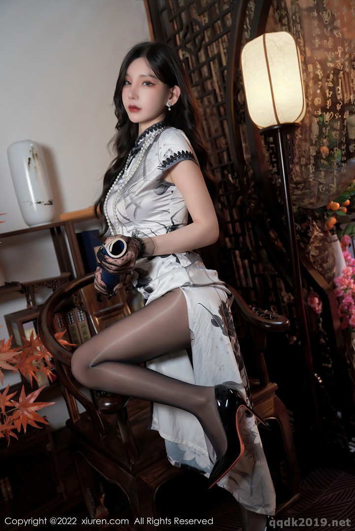 XIUREN-No.4608-Zhou-Yuxi-Sally-016.jpg