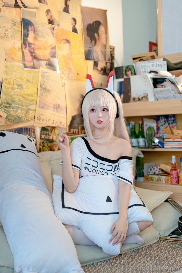 Coser-chunmomo-Vol.062-003.jpg