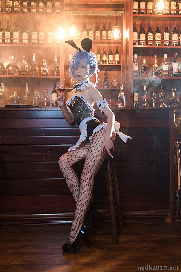 Coser-Aqua-001.jpg