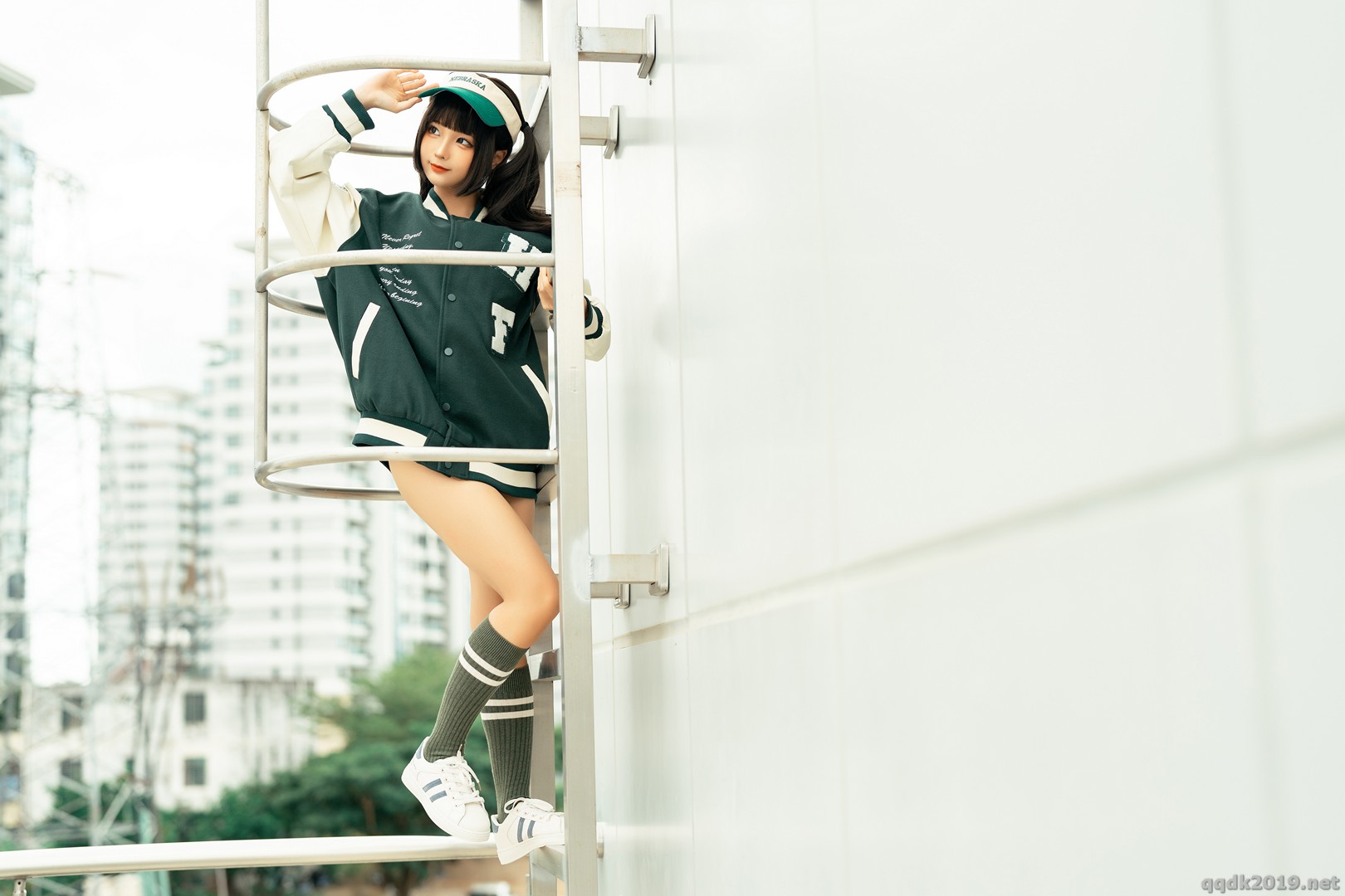 Coser-chunmomo-Baseball-Girl-027.jpg