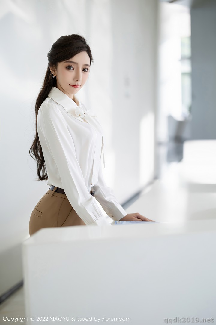 XiaoYu-Vol.852-Yanni-Wang-Xin-Yao-001.jpg