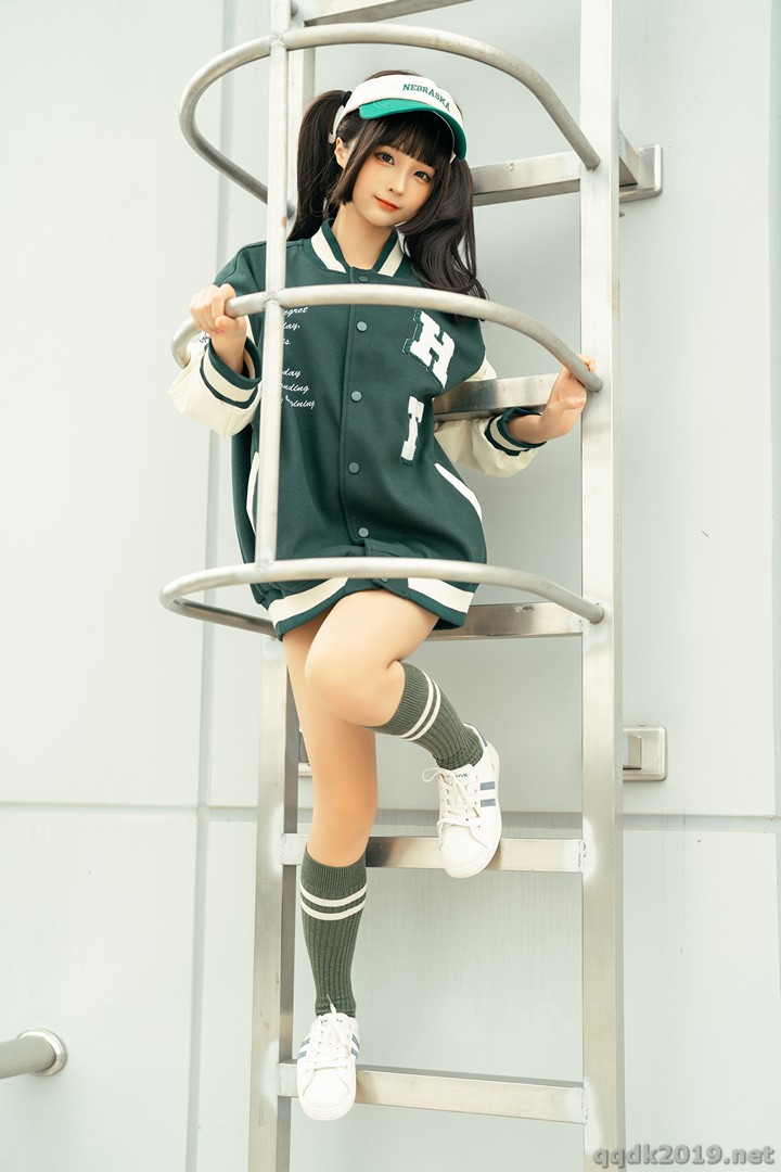 Coser-chunmomo-Baseball-Girl-062.jpg