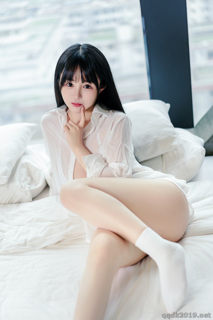 Coser-ying-jing-ning-ning-Boyfriend-Shirt-009.jpg