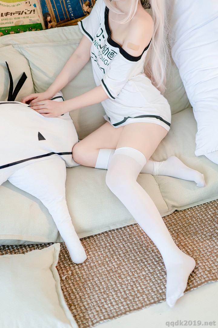 Coser-chunmomo-Vol.062-014.jpg