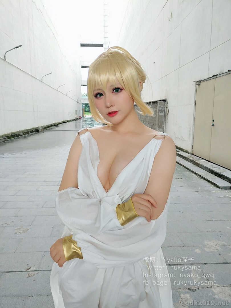 Coser-Nyako-100.jpg