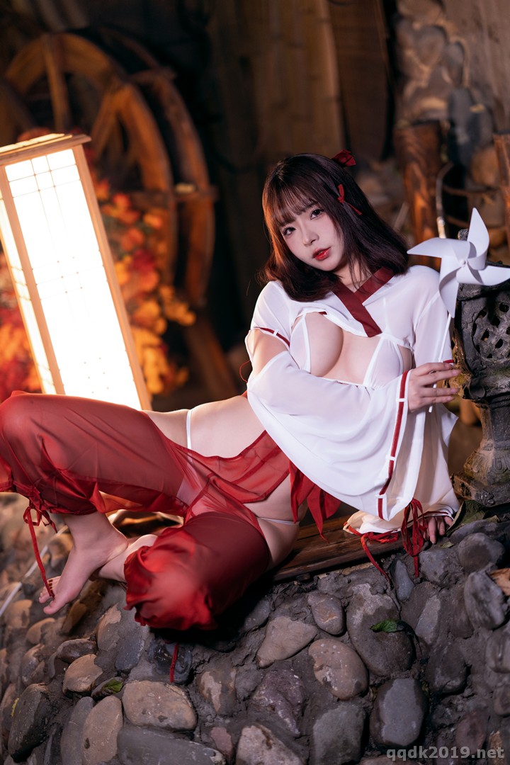 Coser-yuuhui-015.jpg