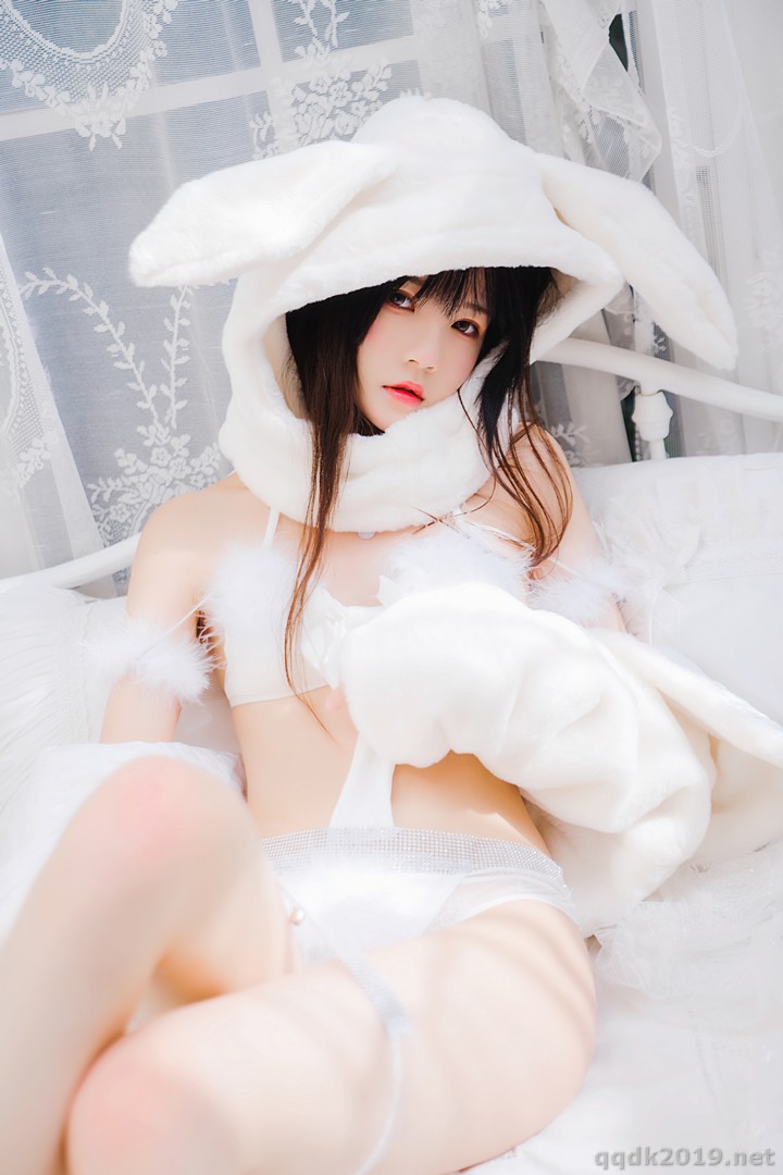 Coser-Cherry-neko-0102-010.jpg