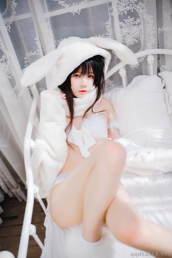 Coser-Cherry-neko-0102-002.jpg