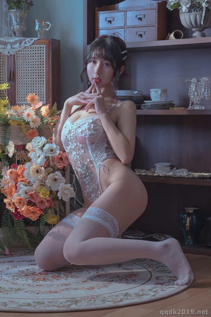 Coser-Yunx1x1-Vol.011--034.jpg