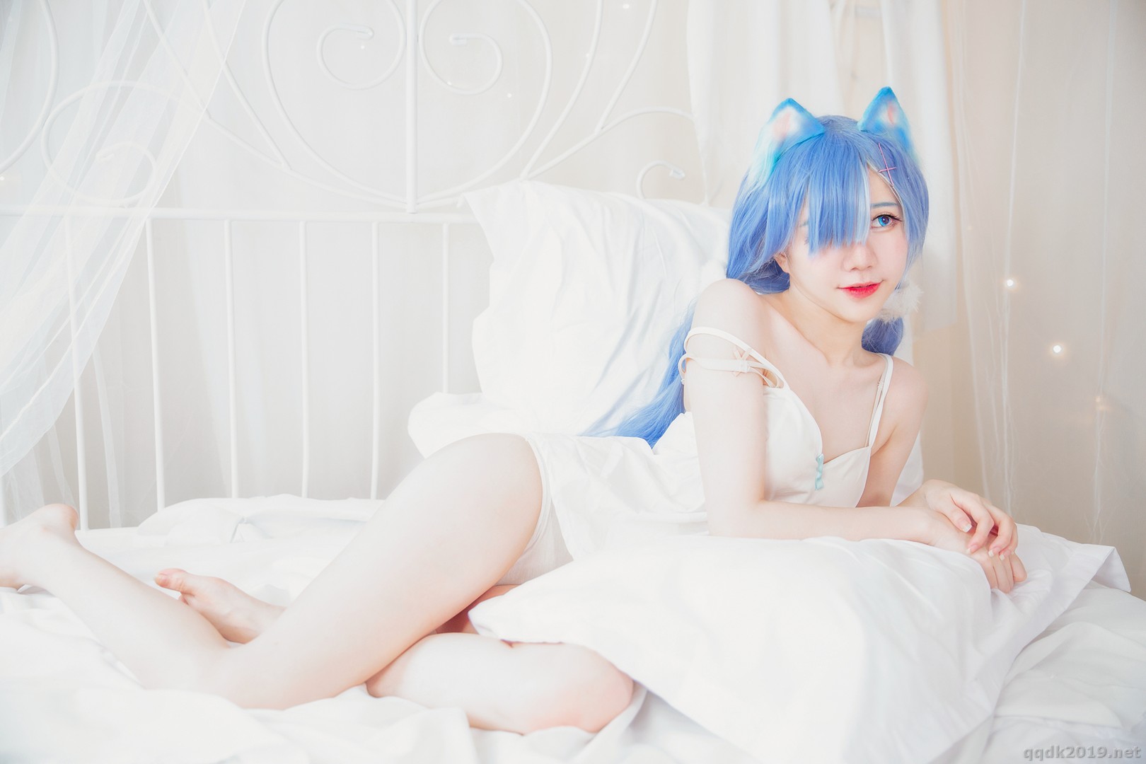 Coser-Sally-Sally-Dorasnow-ReZeroRem-White-Kitty-022.jpg