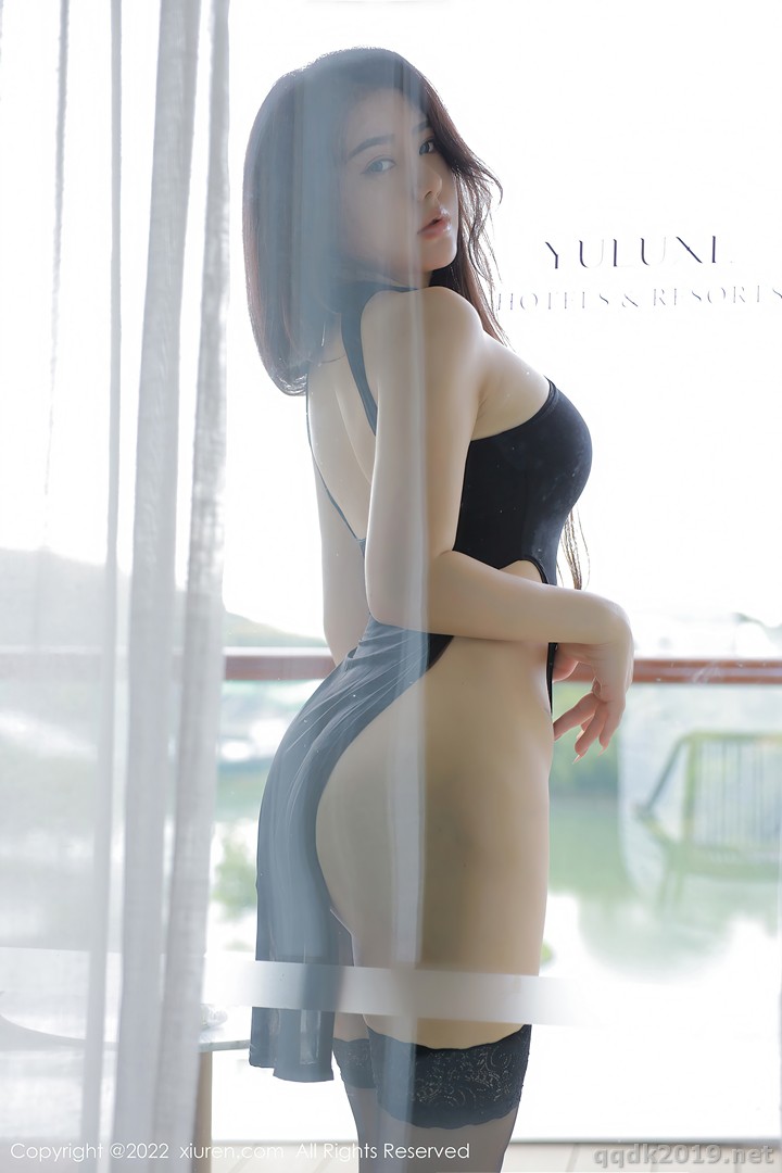 XIUREN-No.4433-Manuela-002.jpg