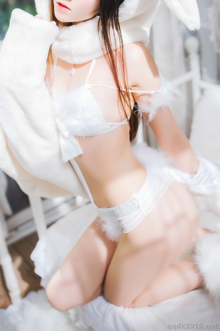 Coser-Cherry-neko-0102-003.jpg