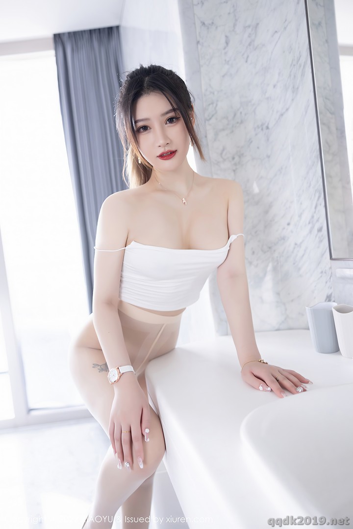 XiaoYu-Vol.813-Zhang-Xin-Xin-055.jpg