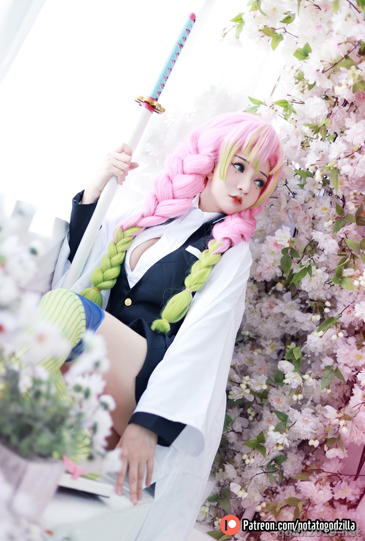 Coser-Potato-Godzilla-Mitsuri-Kanroji-050.jpg