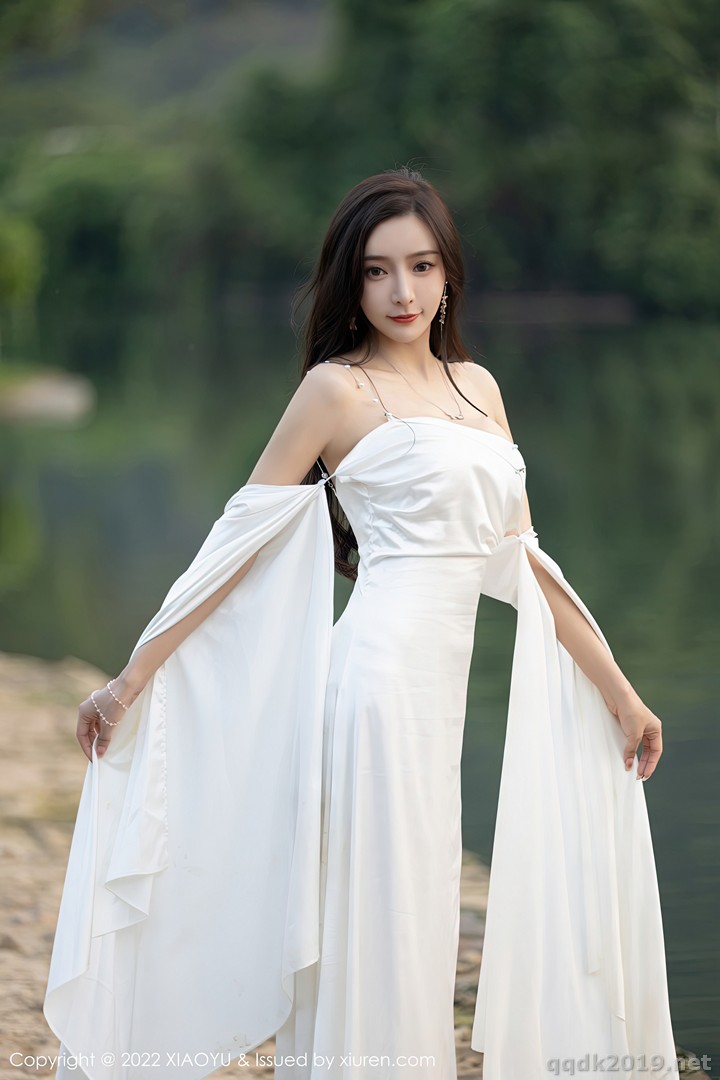 XiaoYu-Vol.884-Yanni-Wang-Xin-Yao-013.jpg