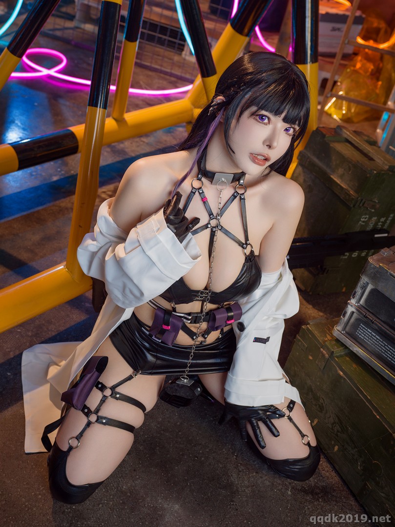 Coser-Xia-Xiao-Qiu-Qiu-Qiu-and-Natsuko-and-056.jpg