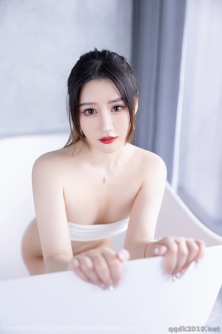 XiaoYu-Vol.813-Zhang-Xin-Xin-067.jpg