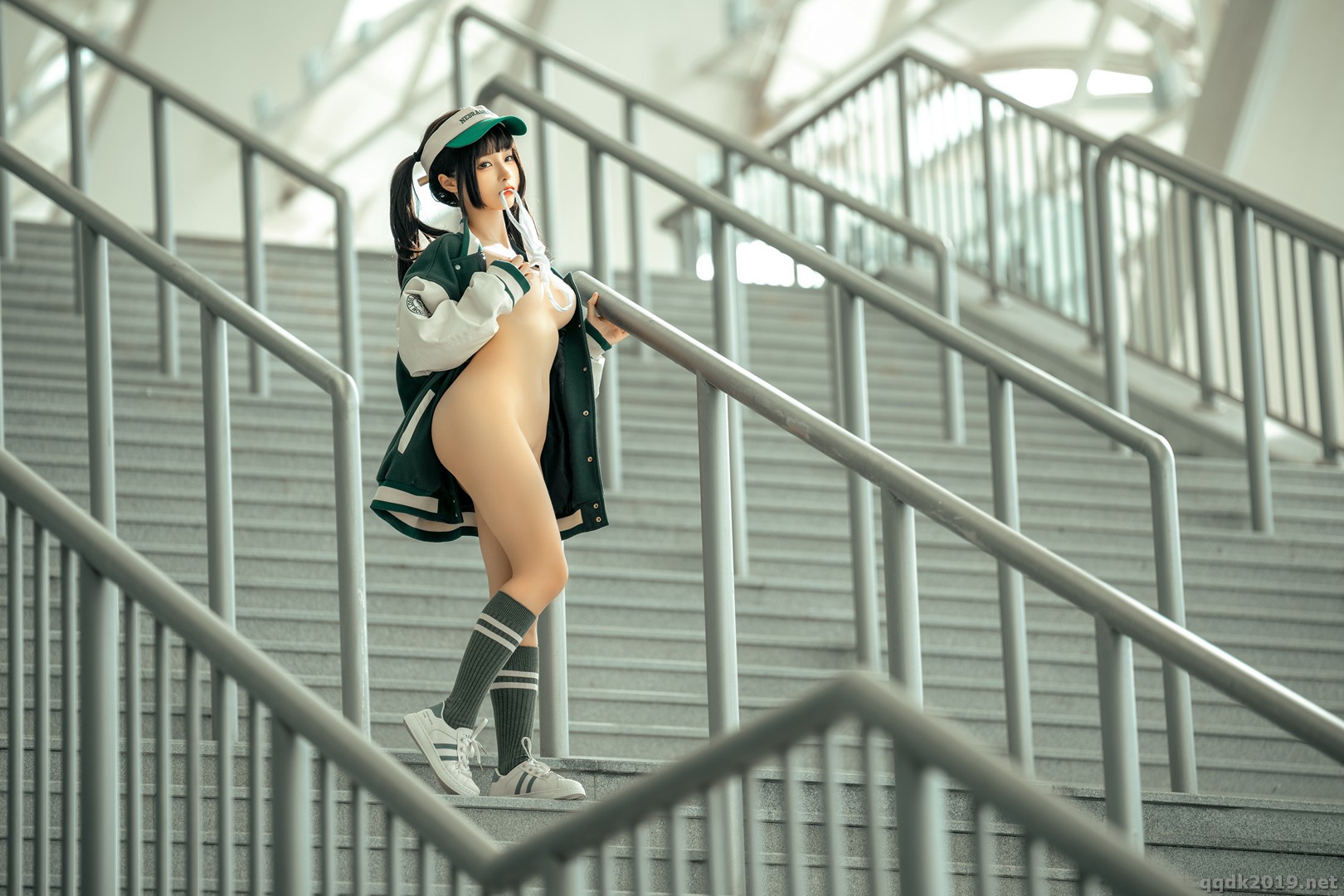 Coser-chunmomo-Baseball-Girl-074.jpg