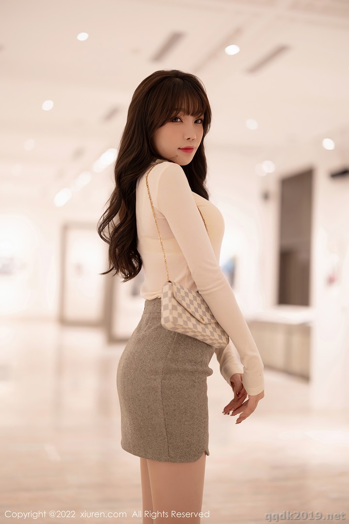 XIUREN-No.4474-Booty-Zhizhi-002.jpg