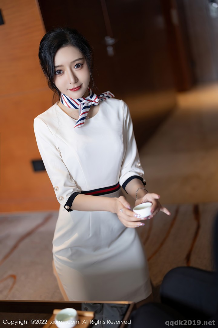 XIUREN-No.4963-Yanni-Wang-Xin-Yao-013.jpg