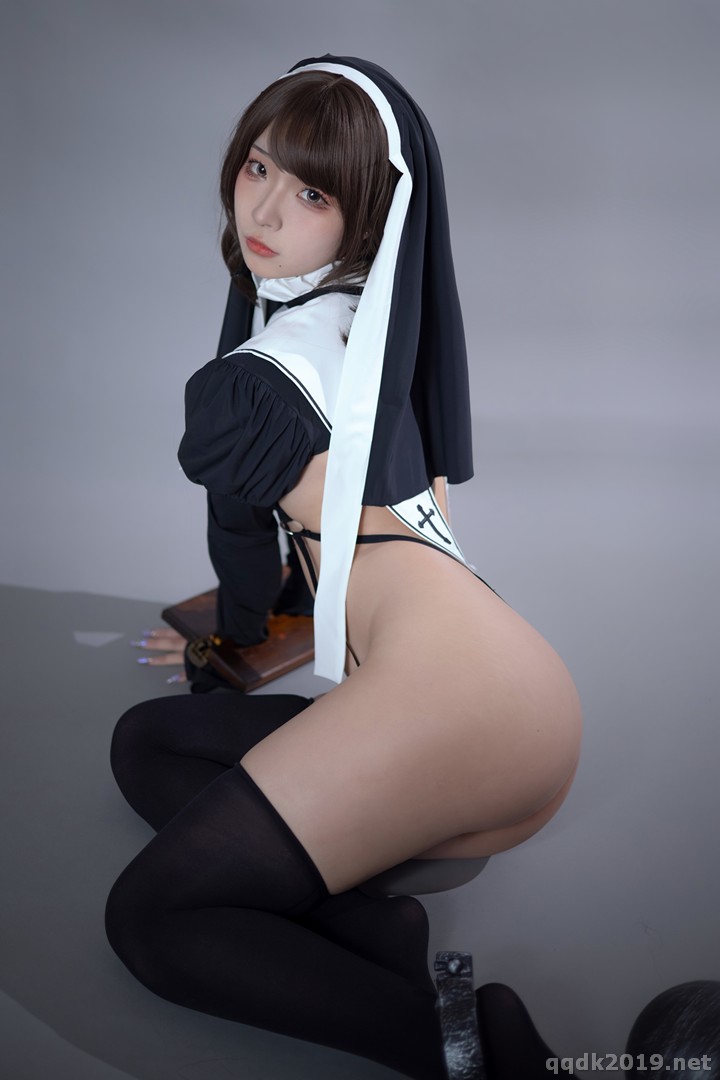 Coser-yuuhui-No.015-018.jpg