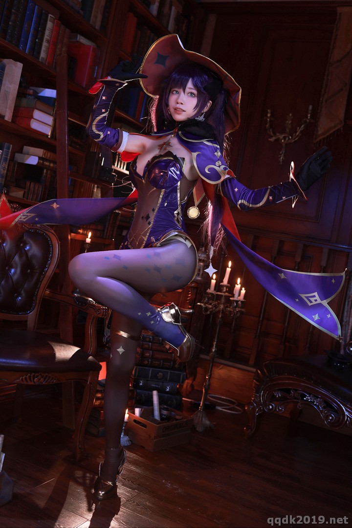 Coser-Aqua-Vol.126-004.jpg