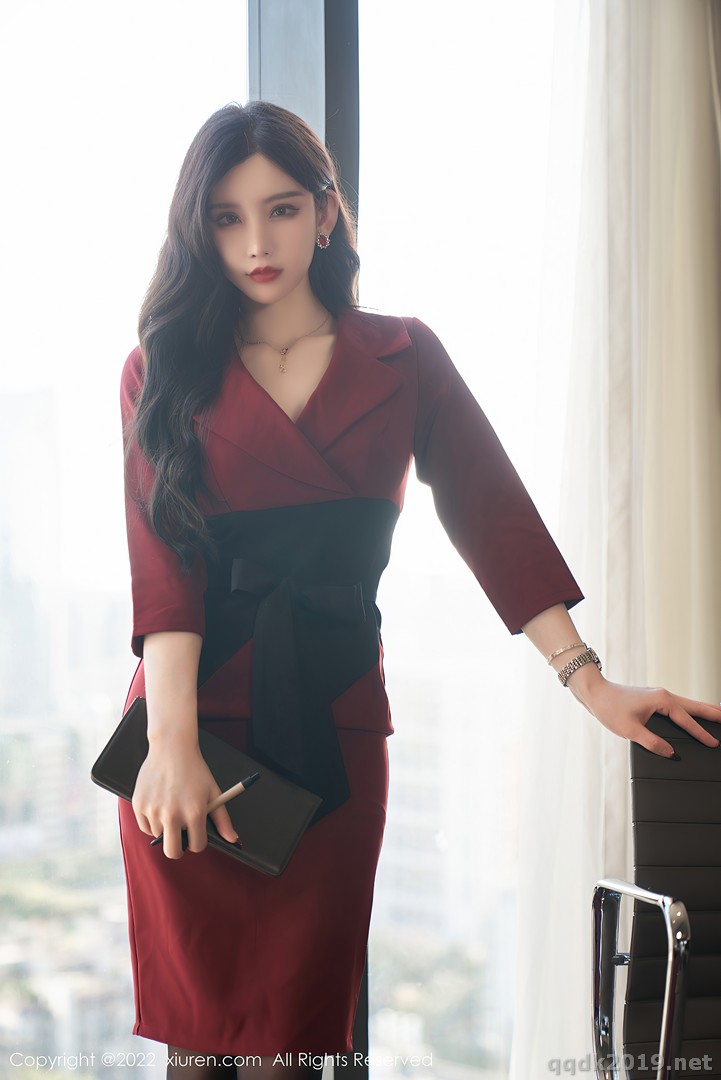 XIUREN-No.4877-Zhou-Yuxi-Sally-001.jpg