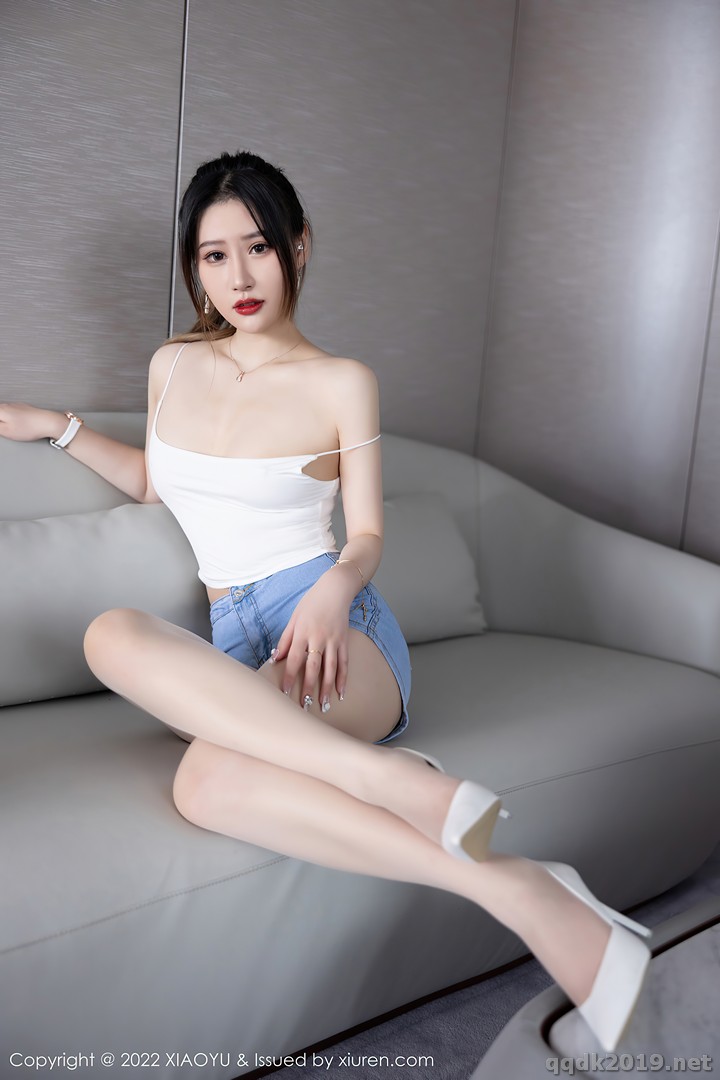 XiaoYu-Vol.813-Zhang-Xin-Xin-029.jpg