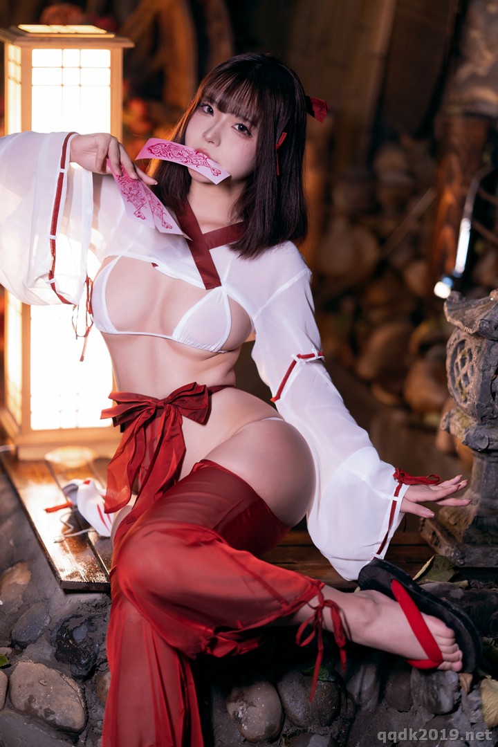 Coser-yuuhui-004.jpg