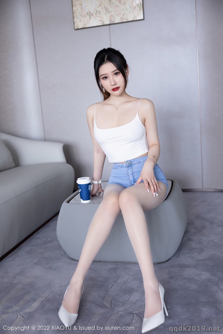 XiaoYu-Vol.813-Zhang-Xin-Xin-011.jpg