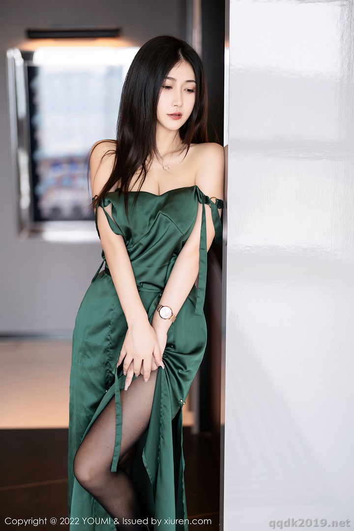 YouMi-Vol.837-laura-003.jpg