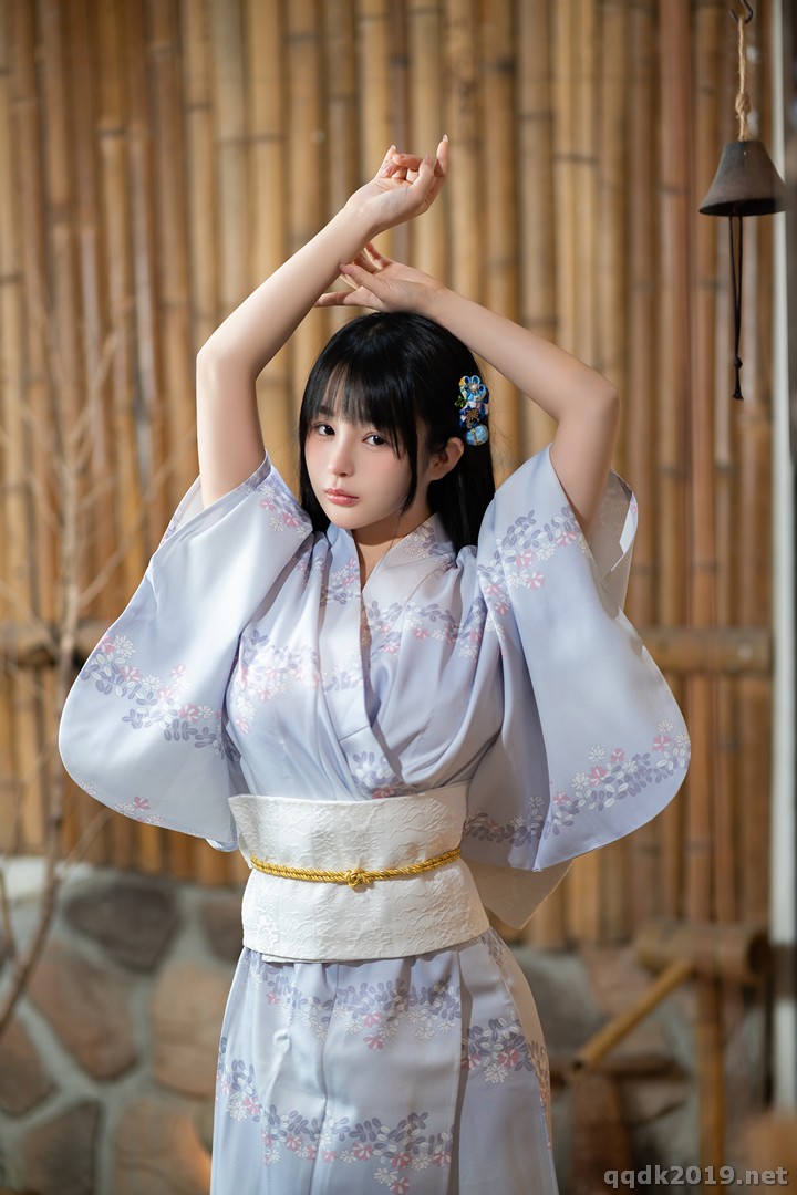 Coser-ying-jing-ning-ning-Kimono-045.jpg