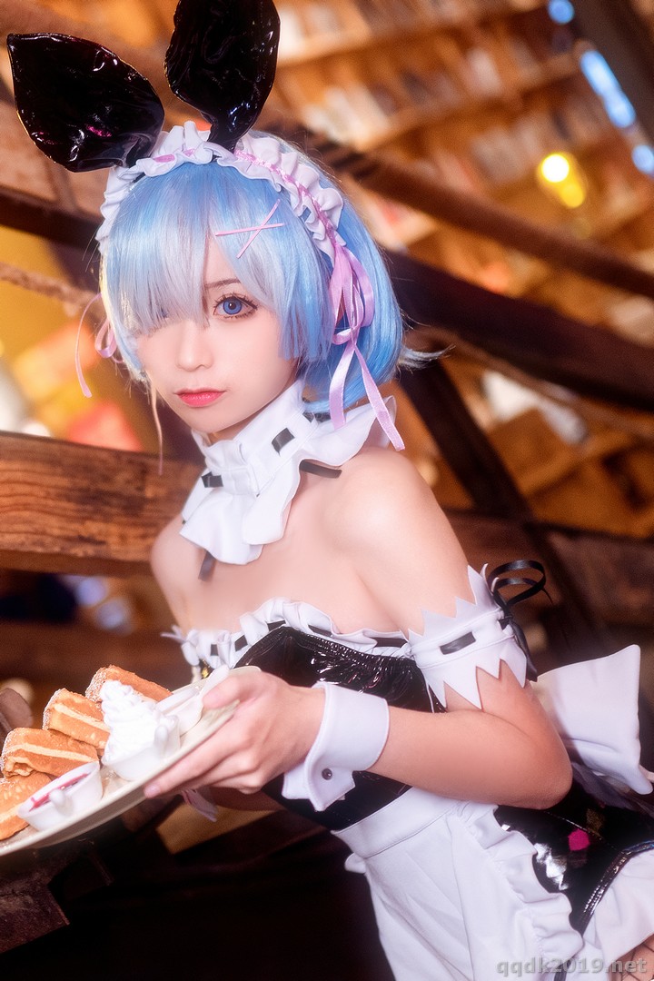 Coser-chunmomo-chunmomo-034.jpg