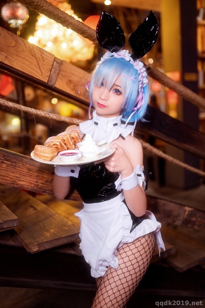 Coser-chunmomo-chunmomo-007.jpg