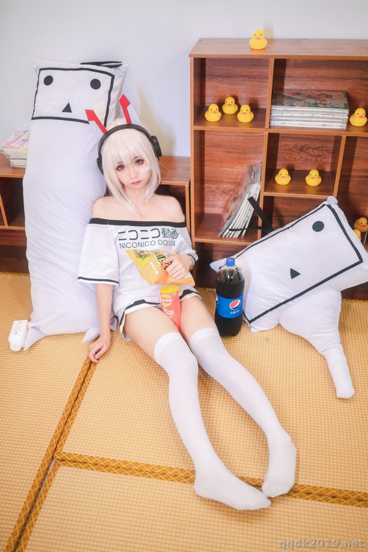 Coser-chunmomo-chunmomo-t-041.jpg