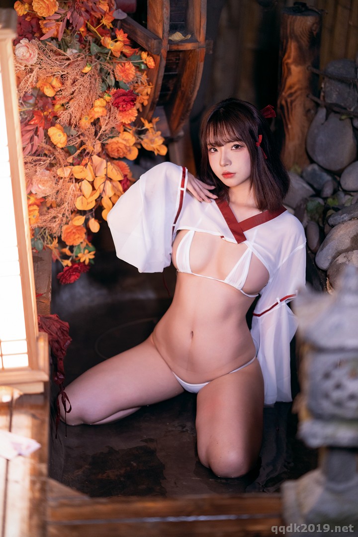 Coser-yuuhui-064.jpg