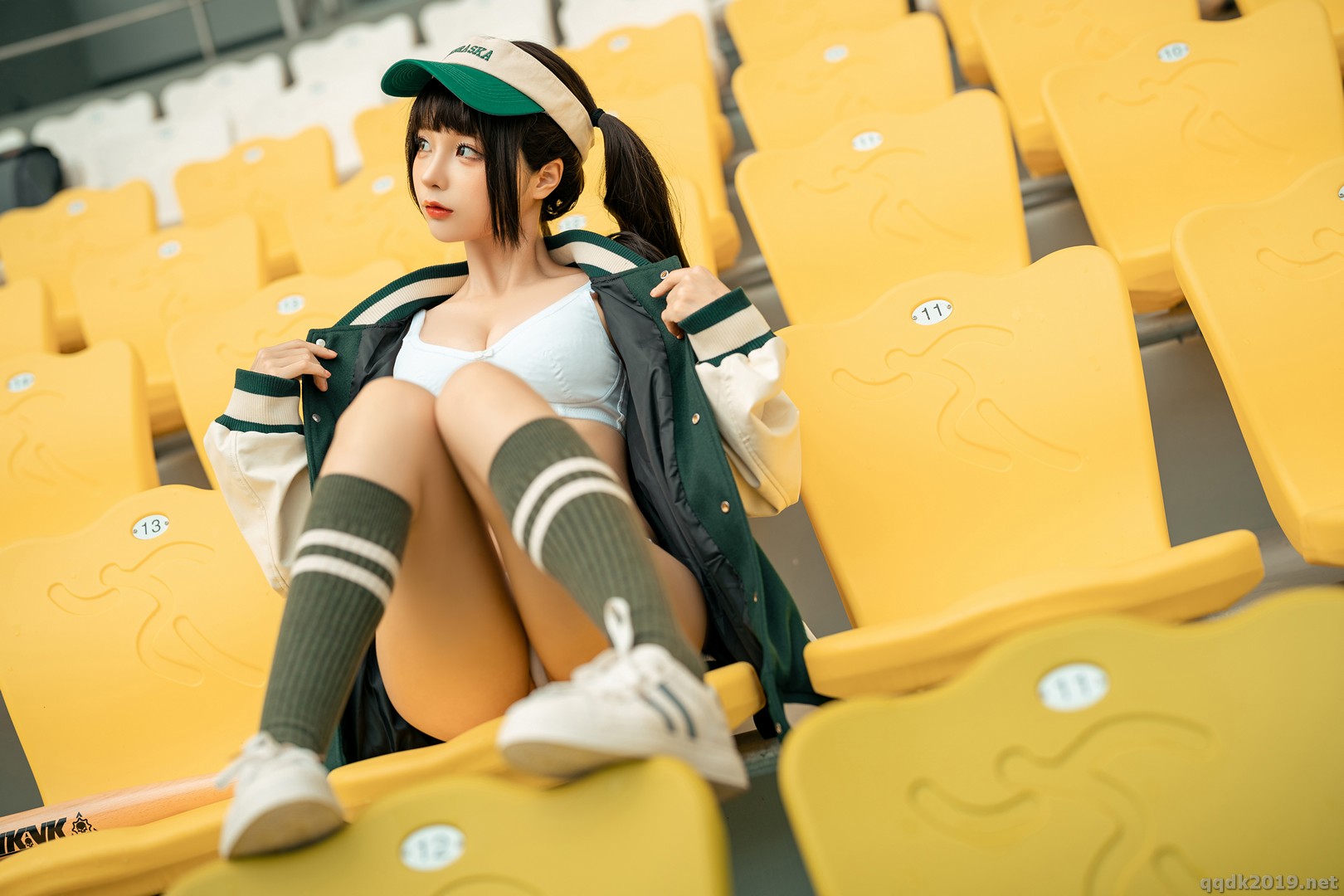 Coser-chunmomo-Baseball-Girl-019.jpg