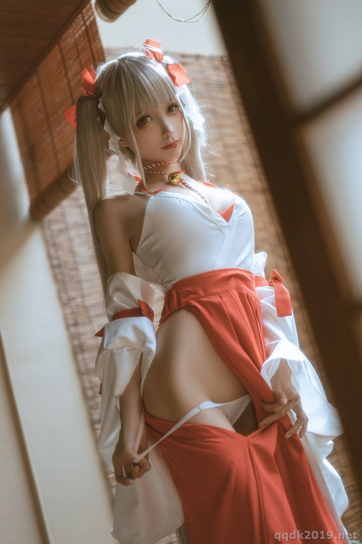 Coser-chunmomo-chunmomo-050.jpg